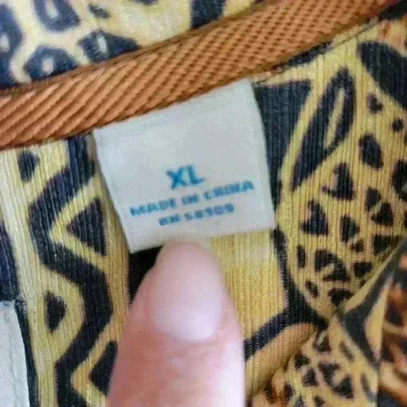 VINTAGE CARIBBEAN PURE SILK Men's Shirt Size XL Black & Yellow Tan Button Down - Picture 4 of 9